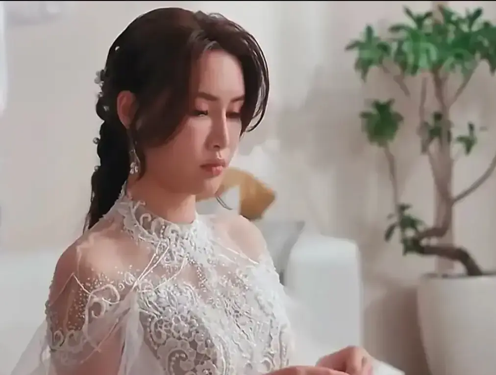 《苏畅-小凤新婚》完整未删减版-艾熙倾情演绎怀旧台味风情-4K高清无删减在线观看-苏畅-小凤新婚夸克网盘资源免费下载