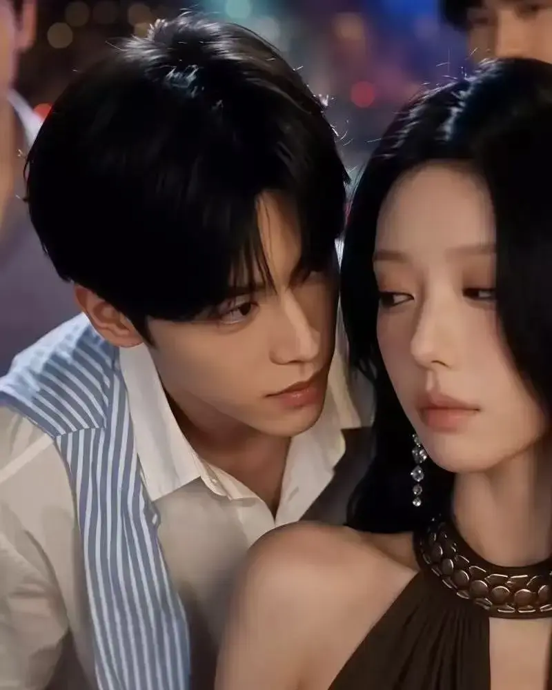 AI短剧《AI短剧：性转魅魔》HD中字高清全集在线观看 - 热播AI真人短剧性转魅魔搞笑剧情解析 - 正版平台免费观看完整版