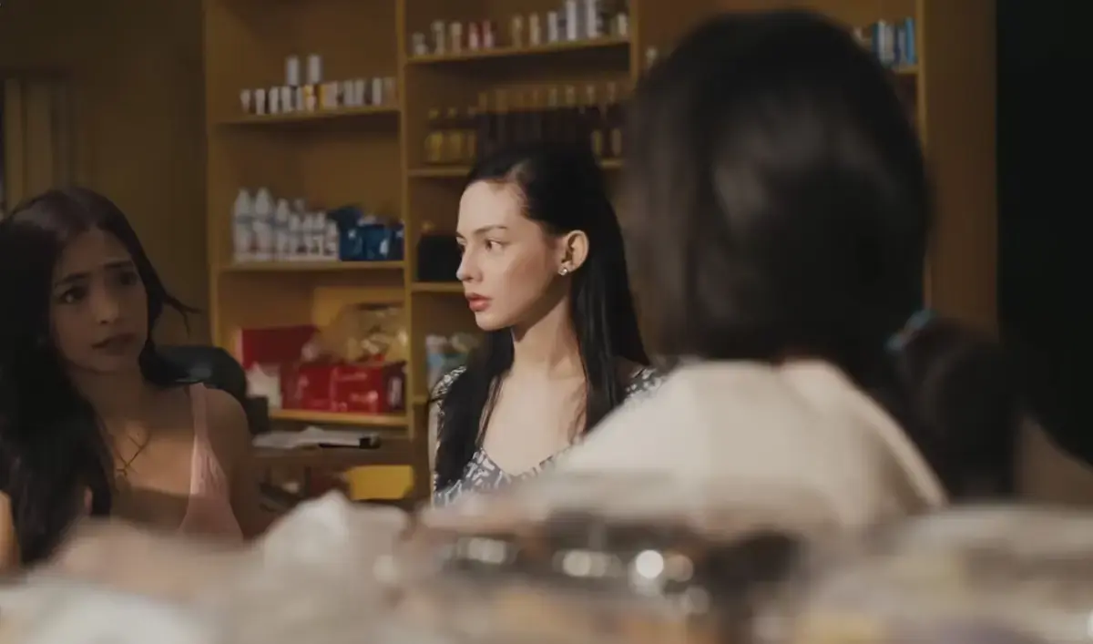 《奶油馅饼》2026菲律宾悬疑神作 安杰尔卡斯特罗主演-中字完整版资源下载-1080P高清无删减蓝光在线观看